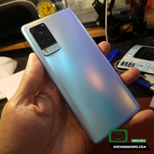 mieng-dan-ppf-hydorgen-vivo-x60-pro-trong-nham-doi-mau-cao-cap