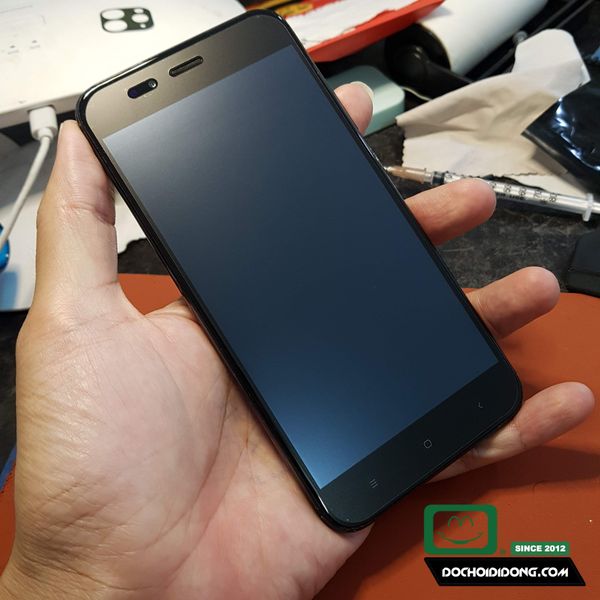 mieng-dan-ppf-hydorgen-xiaomi-mi-a1-trong-nham-doi-mau-cao-cap