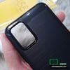op-lung-samsung-a03s-deo-soc-kim-loai-chong-soc