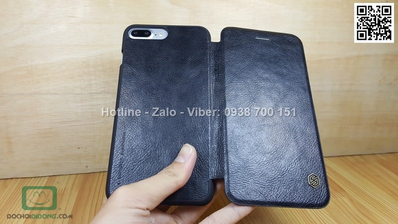 Bao da iPhone 8 Plus Nillkin Qin vân sần