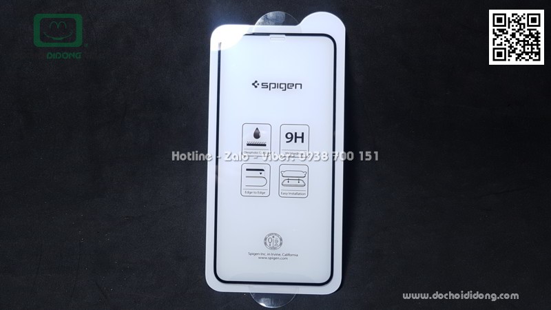 Miếng dán cường lực full màn hình iPhone XS Max Spigen 2.5D dùng cho ốp chống sốc