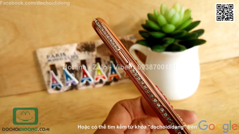 Ốp lưng iPhone 8 Plus đính đá hình con công