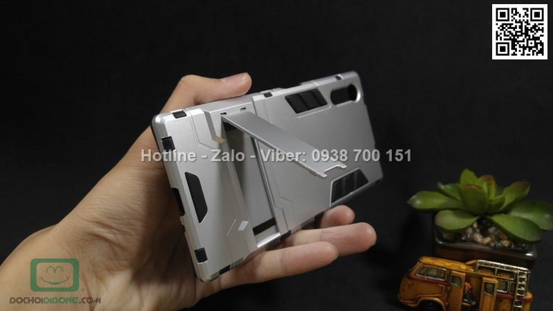 Ốp lưng Sony Xperia XZ Iron Man chống sốc có chống lưng