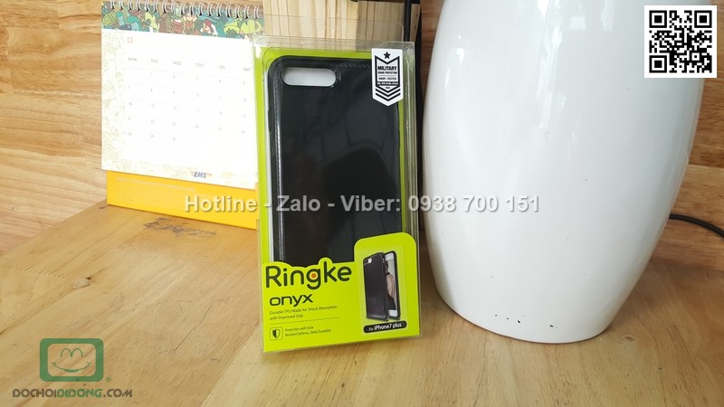 Ốp lưng iPhone 8 Plus Ringke vân kim loại