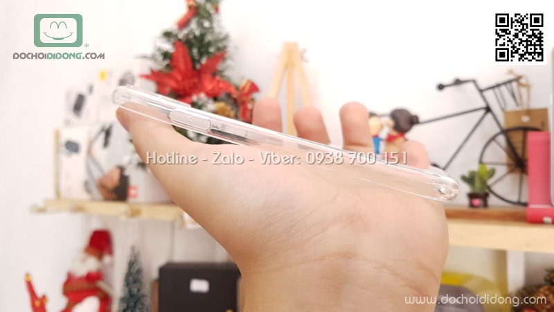 Ốp lưng iPhone X XS Zacase dẻo trong bảo vệ camera và chân sạc