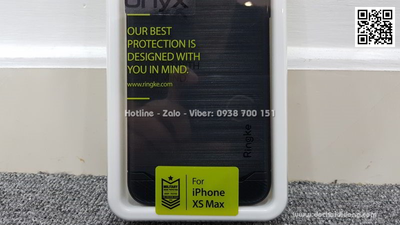 Ốp lưng iPhone Xs Max Ringke Onyx vân kim loại