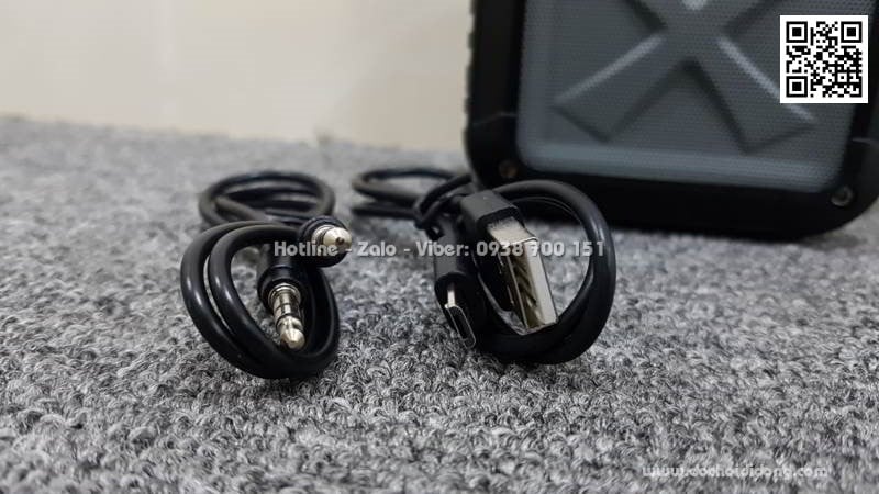 Loa bluetooth W-King S7 chống nước