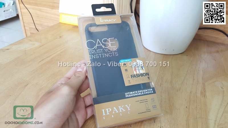 Ốp lưng iPhone 8 Plus Ipaky dẻo nhám carbon