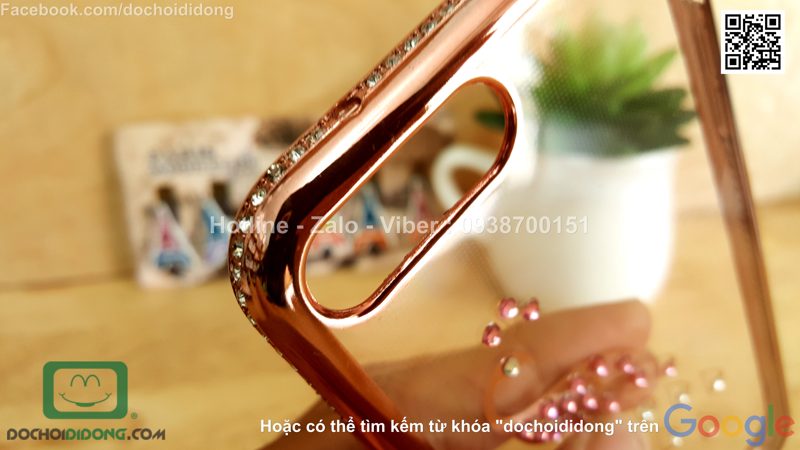 Ốp lưng iPhone 8 Plus đính đá hình con công
