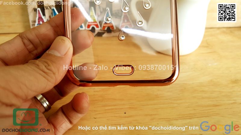 Ốp lưng iPhone 8 Plus đính đá hình con công