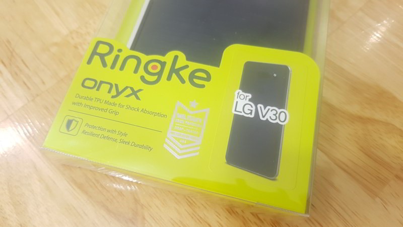 Ốp lưng LG V30 Ringke Onyx vân kim loại