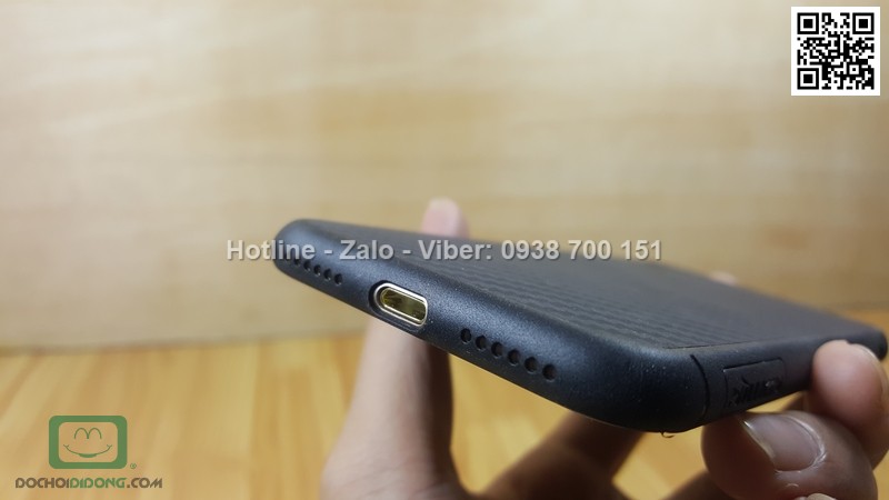 Ốp lưng iPhone 8 Nillkin carbon