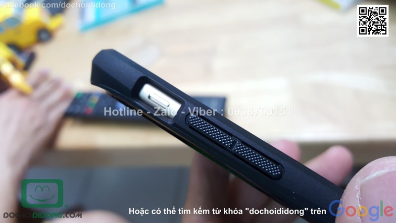 Ốp lưng iPhone 8 Ringke vân kim loại