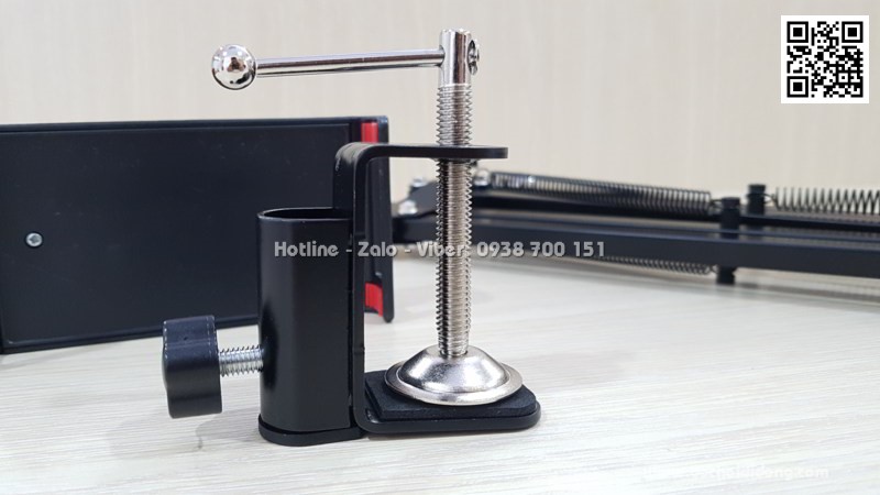 Giá kẹp điện thoại máy tính bảng kiểu đèn Pixar