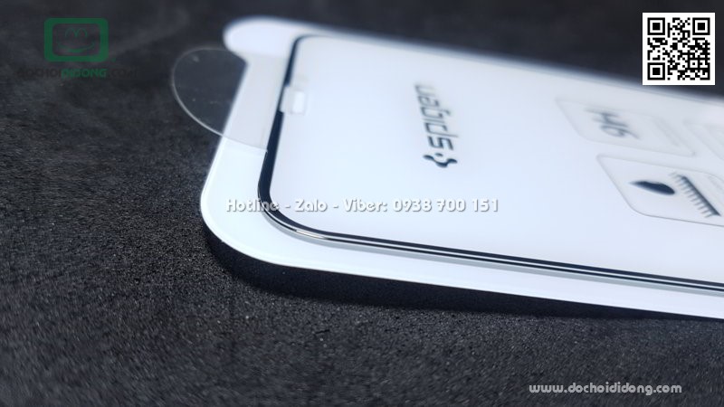 Miếng dán cường lực full màn hình iPhone X XS Spigen 2.5D dùng cho ốp chống sốc
