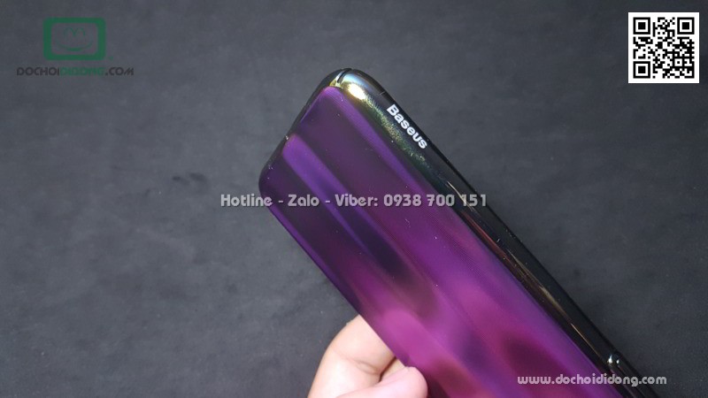 Ốp lưng iPhone X XS Baseus Aurora lưng nhám đổi màu