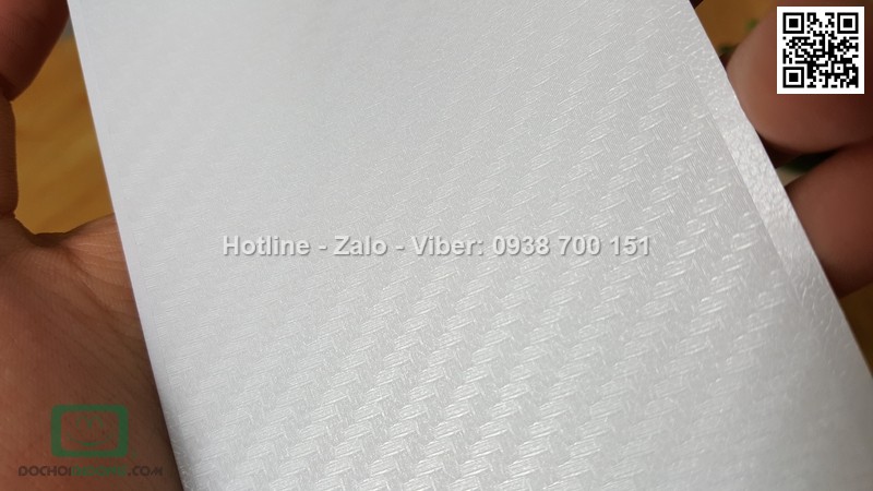 Miếng dán mặt sau iPhone 7 Plus Carbon