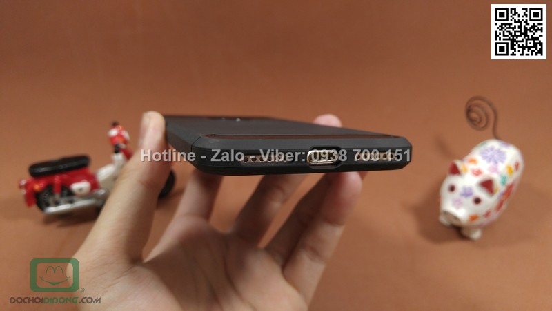 Ốp lưng iPhone 7 Likgus chống sốc vân kim loại