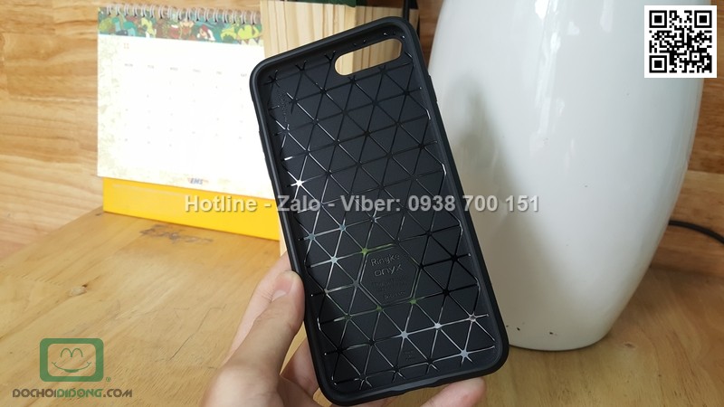 Ốp lưng iPhone 8 Plus Ringke vân kim loại