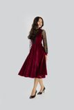 Đầm midi nhung chấm bi phối ren đỏ