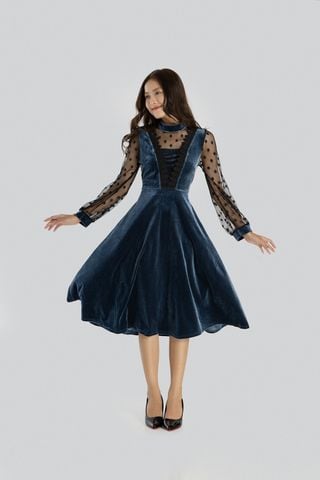 Đầm xòe nhung xanh dương phối ren chấm bi