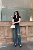 Quần jean xanh ống suông rách kiểu