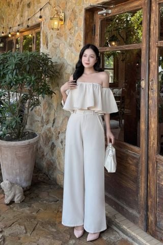 Set áo trễ vai nhún bèo và quần culottes ống rộng kem