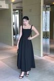 Đầm xòe cổ U dây bản dáng maxi đen