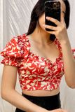 Áo croptop ôm lụa in hoa tay phồng