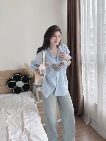 Quần jean ống suông phối nơ trang trí