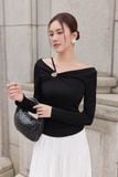 Áo ôm thun ướt cổ xéo