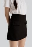 Chân váy A đen phối nắp túi