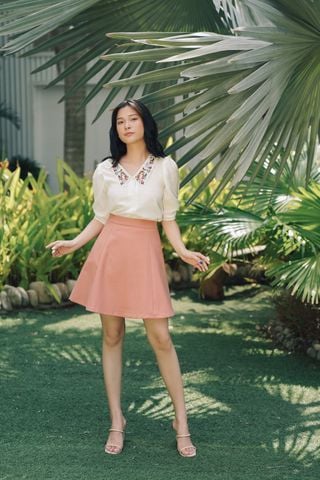 Chân váy ngắn chữ A pho xéo hồng cơ bản