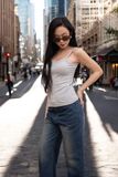 Quần jean ống suông cạp cao wash