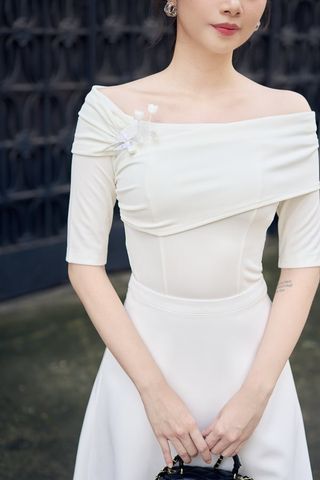 Áo ôm thun mịn lệch vai tay lửng