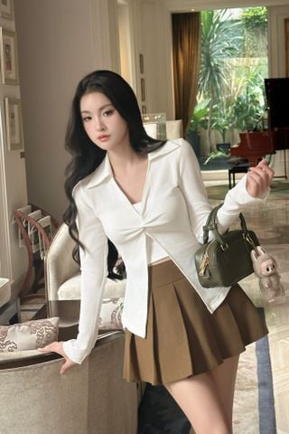 Chân váy xòe xếp ly dáng mini