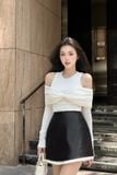 Set áo thun kiểu bẹt vai tay dài phối chân váy A dáng mini