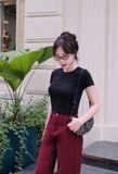 Áo thun ôm crop top tay ngắn đen