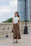 Chân váy midi ôm tuyết mưa phối xếp ly kiểu