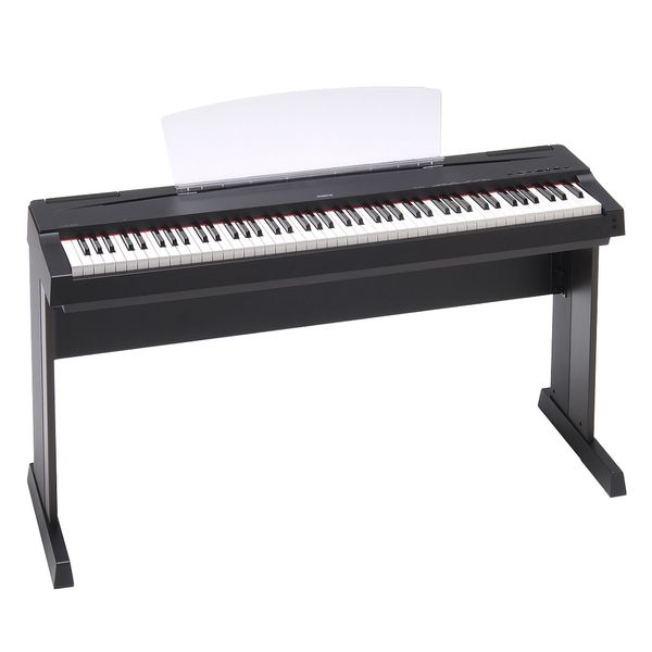Yamaha P70