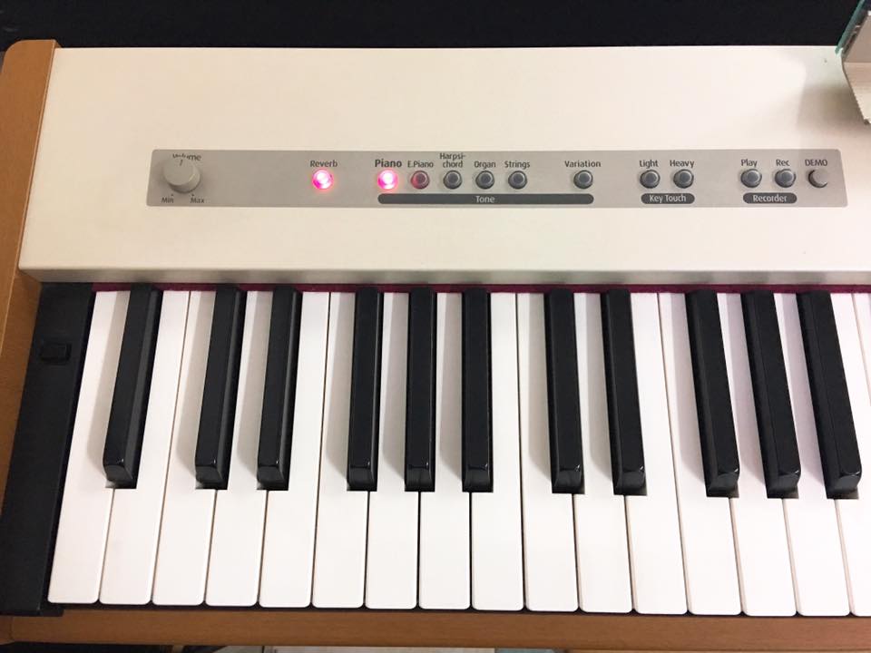 Đàn Piano điện Roland F-50 – Piano BT