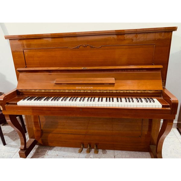 Piano Cơ Belton FU70