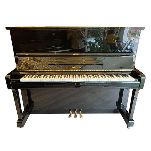 Piano cơ Diapason 125E