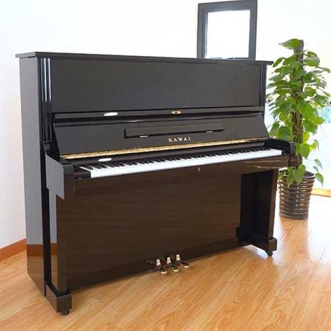 Piano cơ Kawai BL51