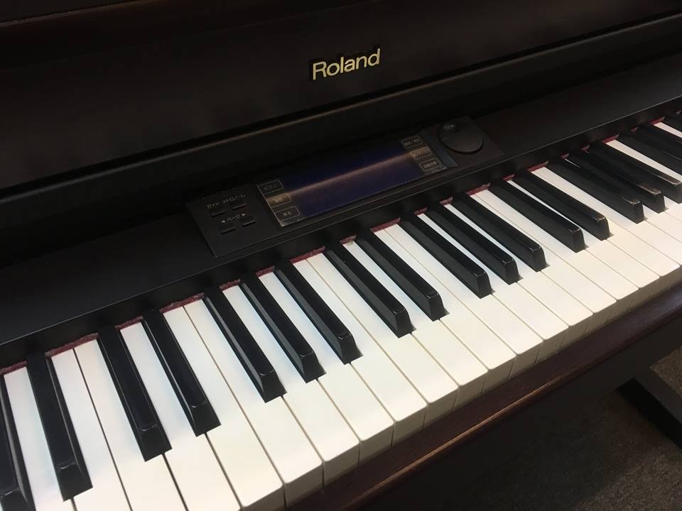 roland hp557r