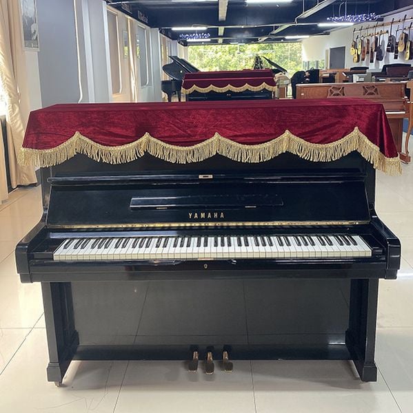 Yamaha U2G