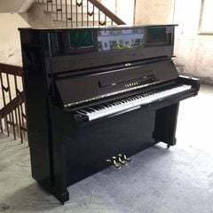 Yamaha U2H