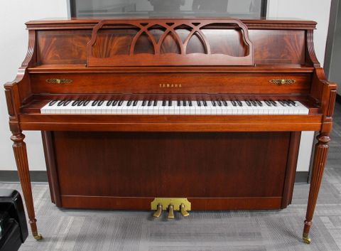 Đàn piano cơ Yamaha M500G