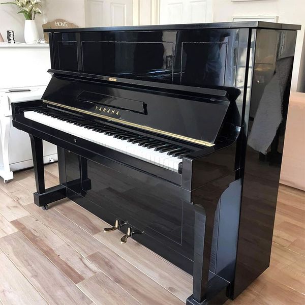 Yamaha U2A Giá Rẻ