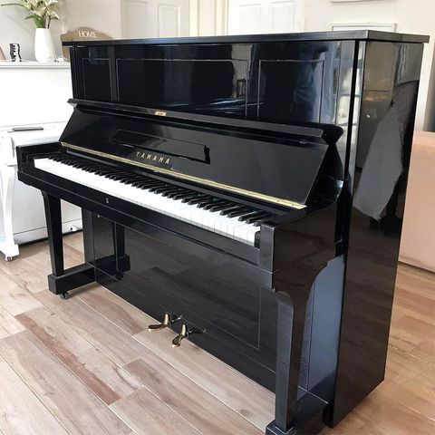 Đàn piano cơ Yamaha U2A